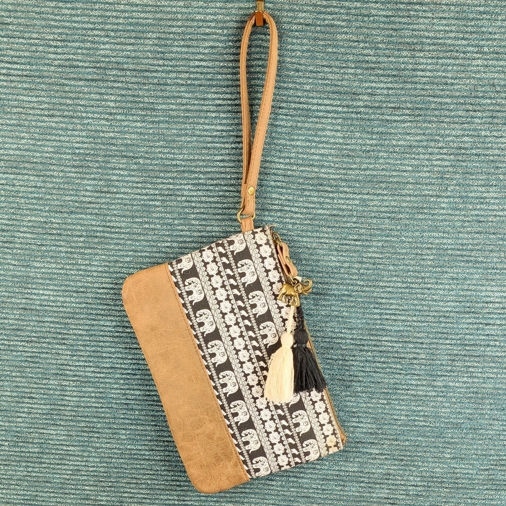 Jac & Annie Elephant Clutch - Picture 15 of 16